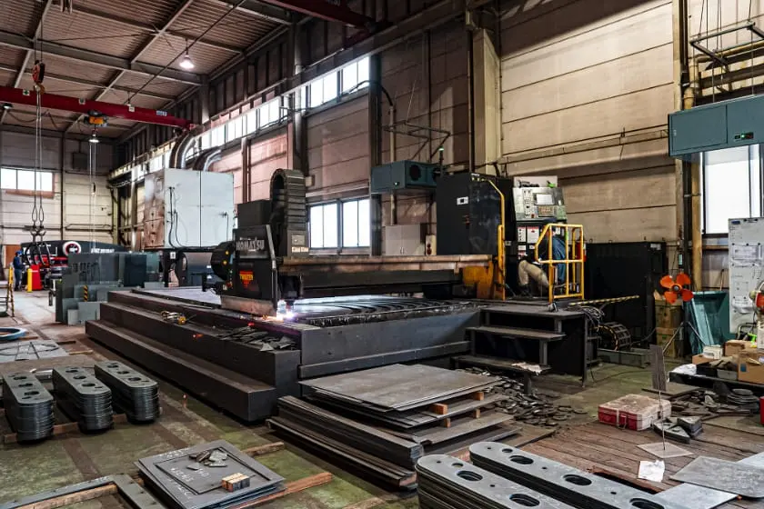 ブラズマ切断機の画像