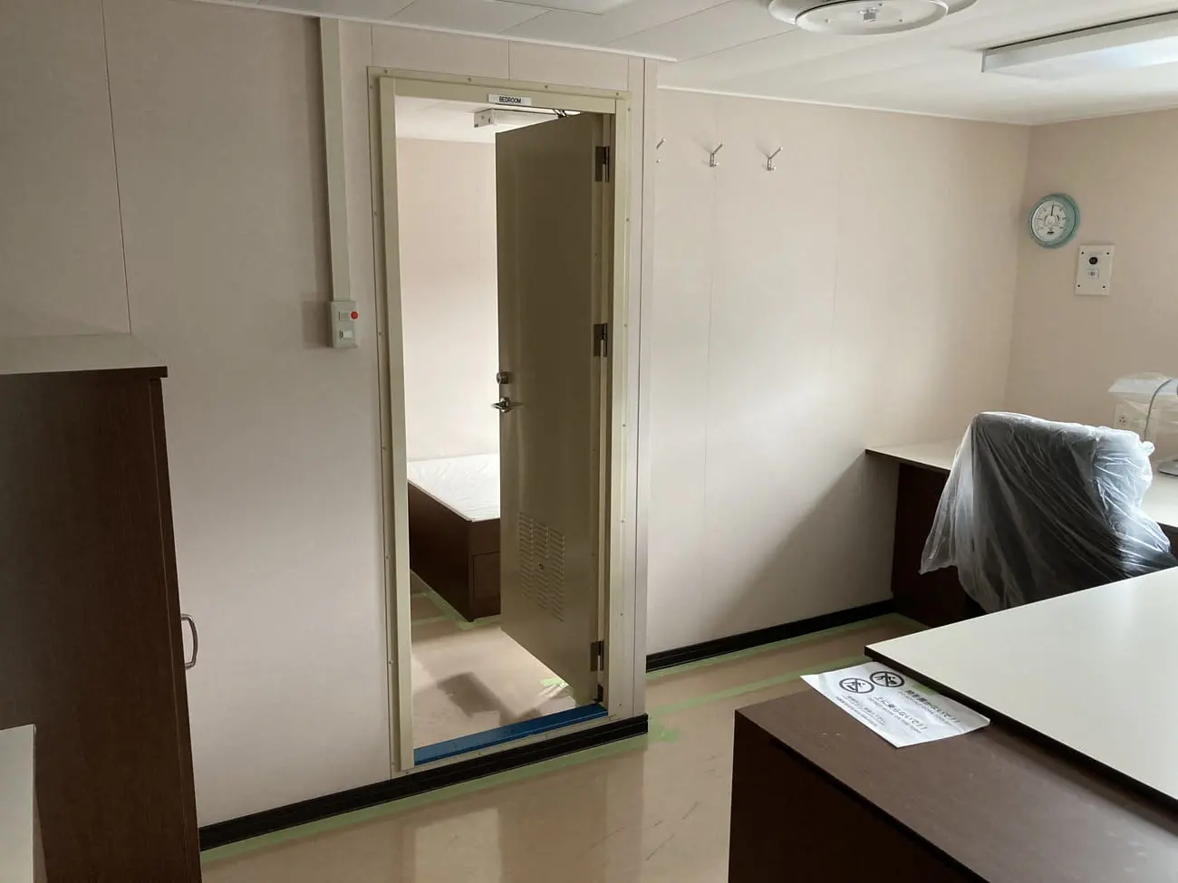 船舶用扉の画像